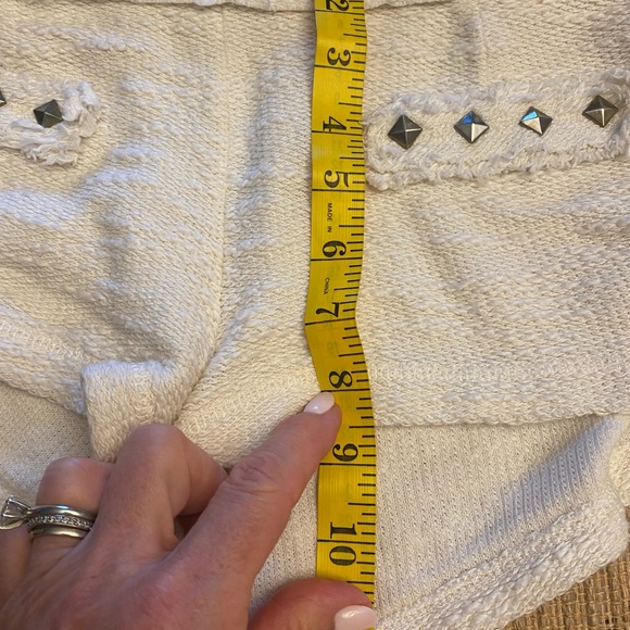 Zara frayed shorty shorts Med - Picture 9 of 10